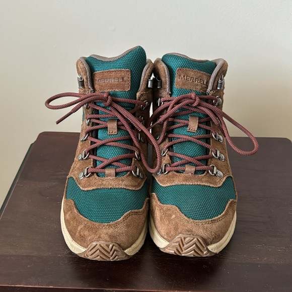 Merrell Hiking Boots - Picture 2 of 15